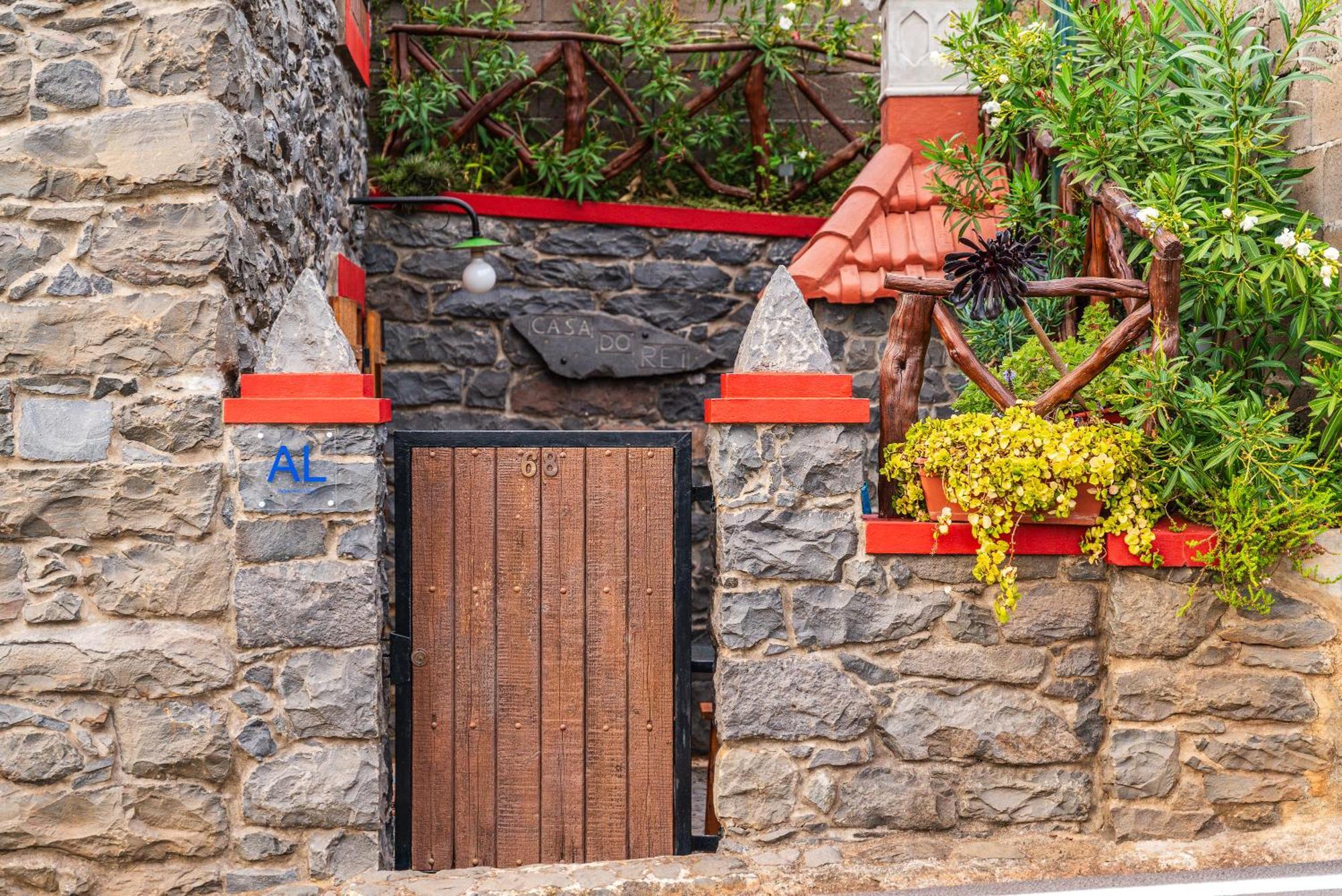 King'S House - Centennial House Ribeira do Raposo Exterior foto
